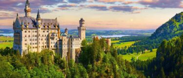 Stunning Bavaria view with Neuschwanstein Castle and Alps